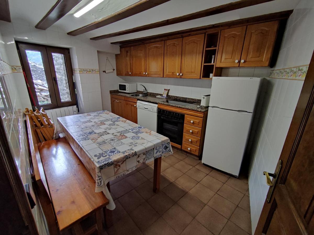 Casa De La Marmota Villa Eriste Bagian luar foto
