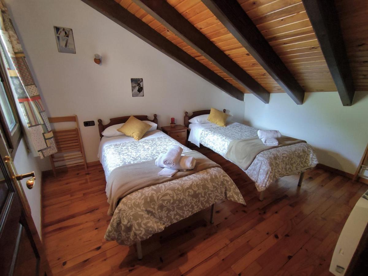 Casa De La Marmota Villa Eriste Bagian luar foto