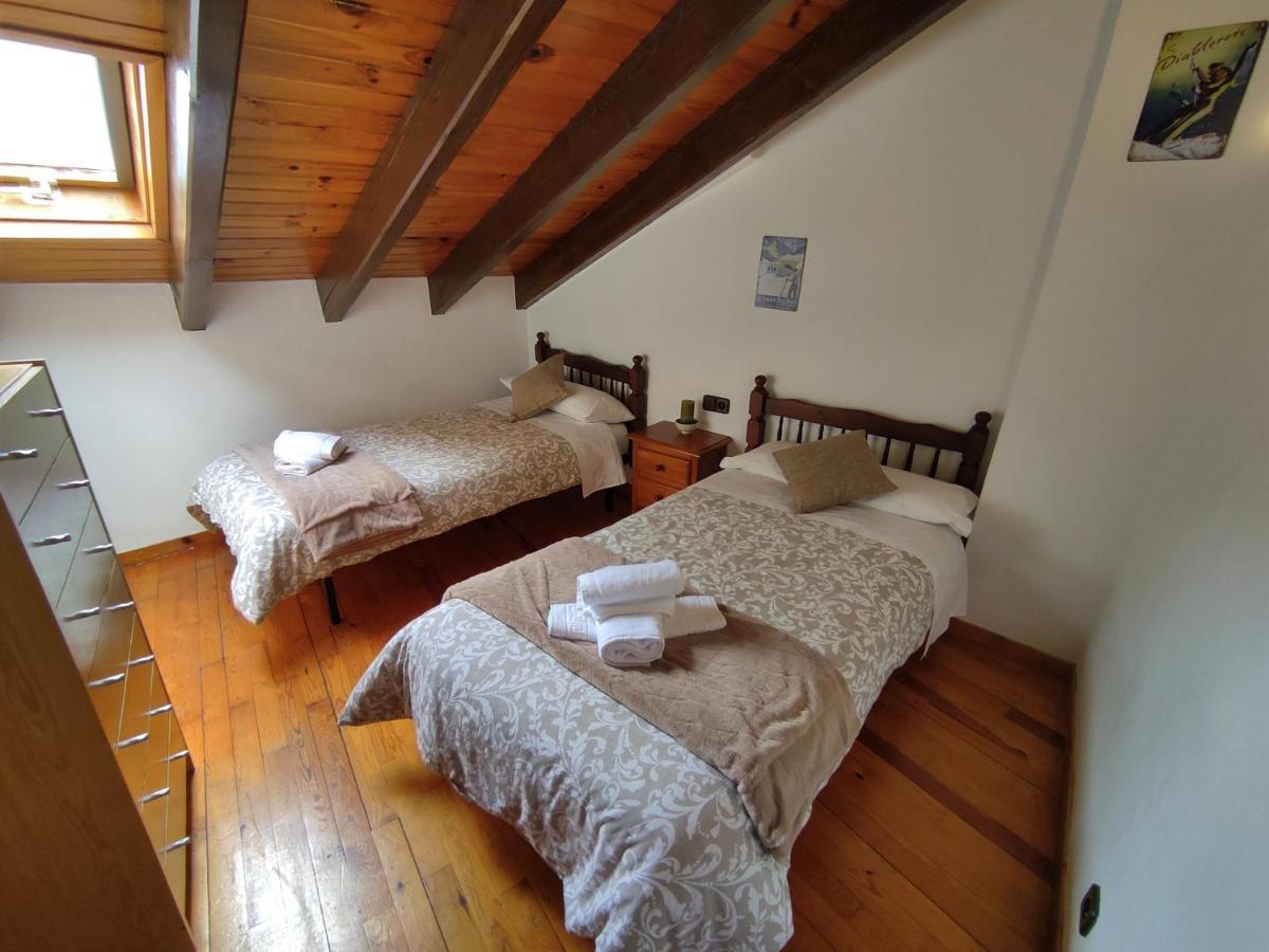Casa De La Marmota Villa Eriste Bagian luar foto